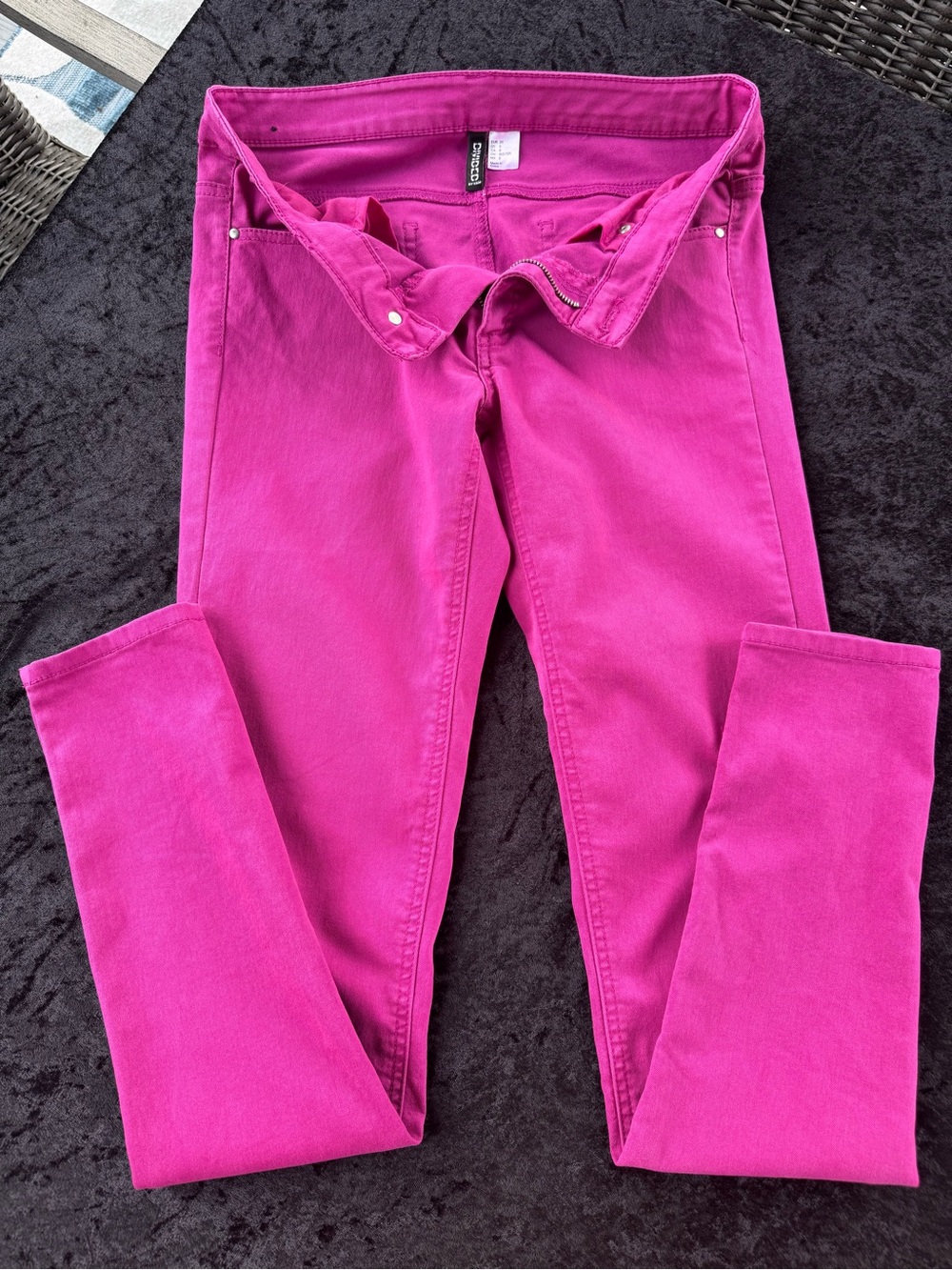 Divided by H&M Vivid Fuchsia Jeans